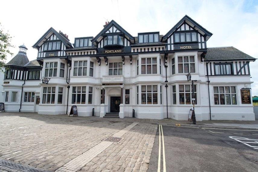The Portland Hotel Wetherspoon Честерфилд Экстерьер фото
