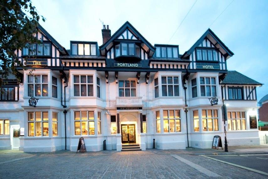 The Portland Hotel Wetherspoon Честерфилд Экстерьер фото